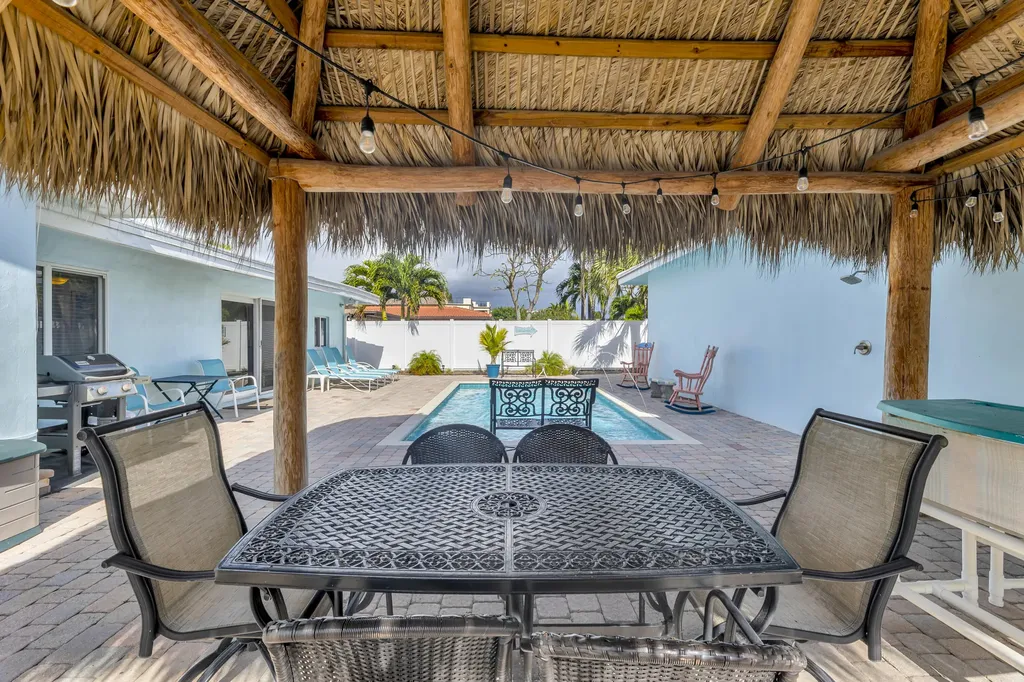 348 SE 18th Avenue Deerfield Beach FL 33441