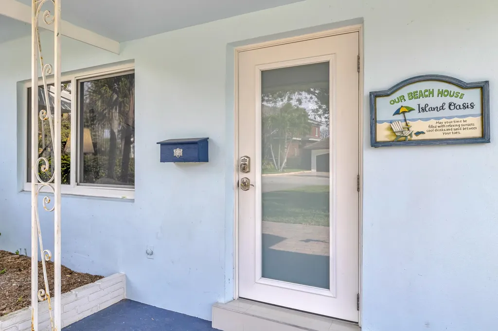 348 SE 18th Avenue Deerfield Beach FL 33441
