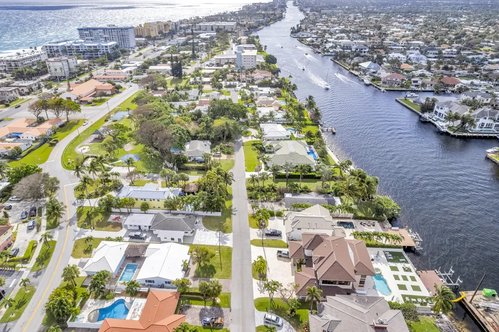 348 SE 18th Avenue Deerfield Beach FL 33441