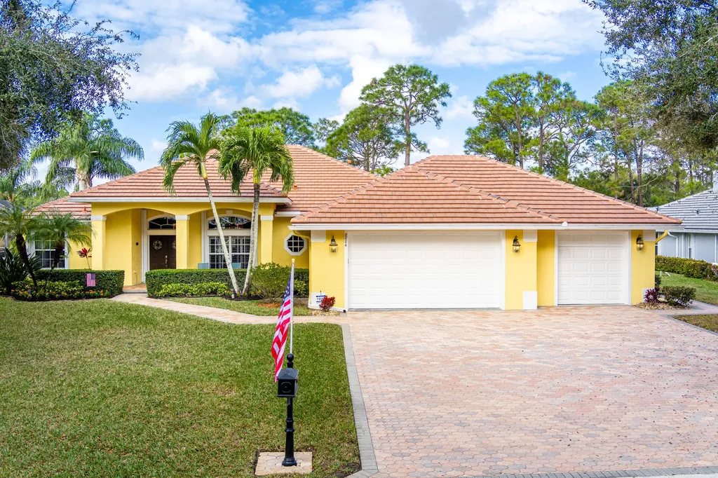 8884 SW Fishermans Wharf Drive Stuart FL 34997