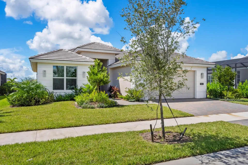 9404 SW Pinnacle Place Port St Lucie FL 34987