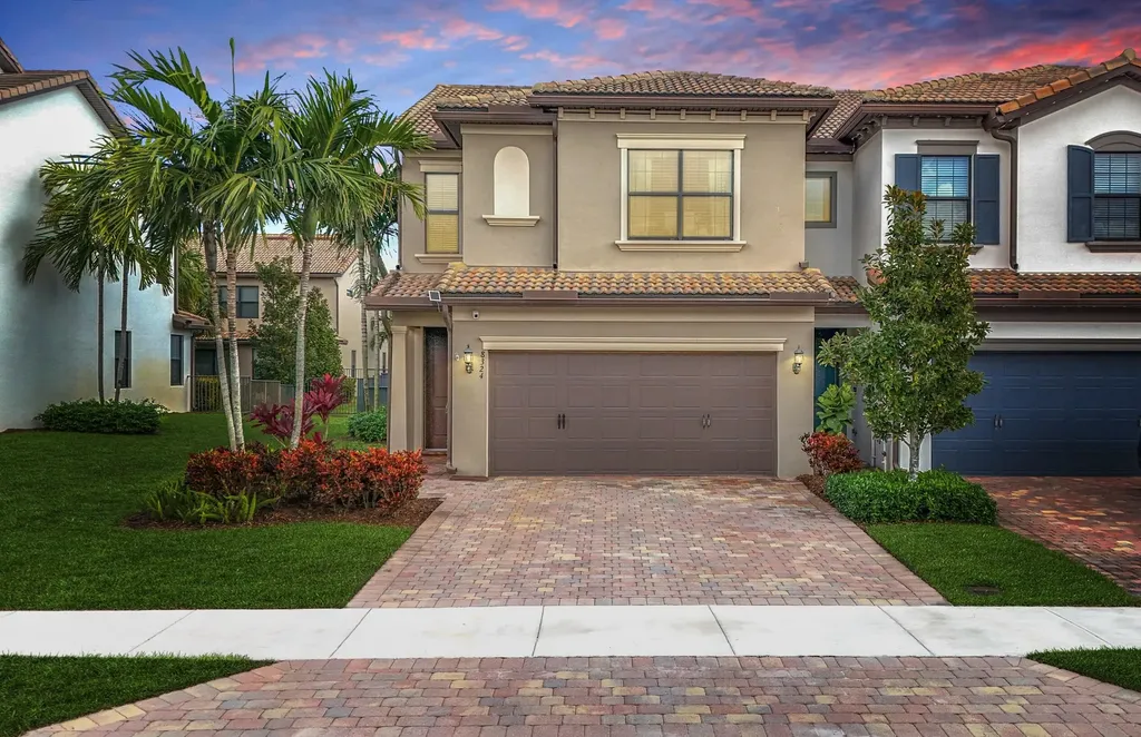 8324 Rearing Lane Lake Worth FL 33467