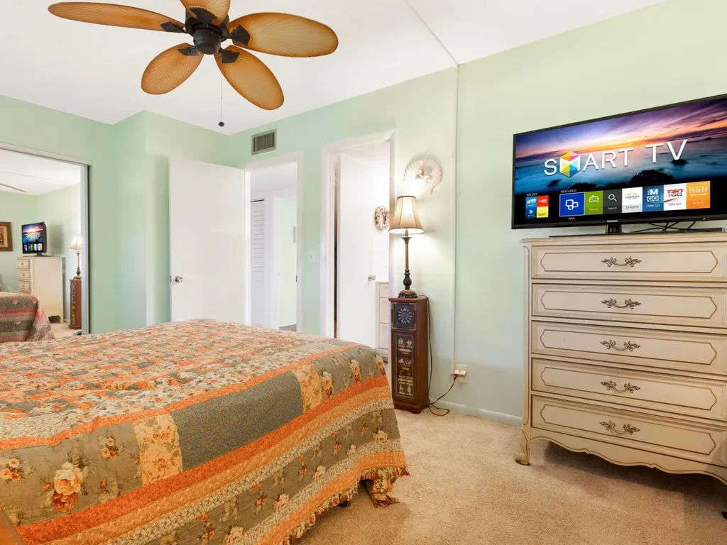301 Circle Drive S Boynton Beach FL 33435