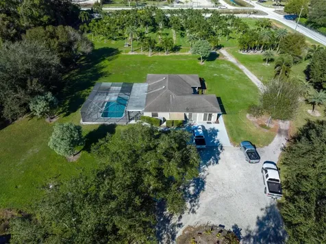 13528 N 6th Court N Loxahatchee Groves FL 33470