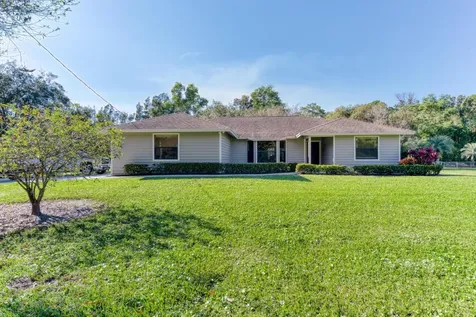 13528 N 6th Court N Loxahatchee Groves FL 33470