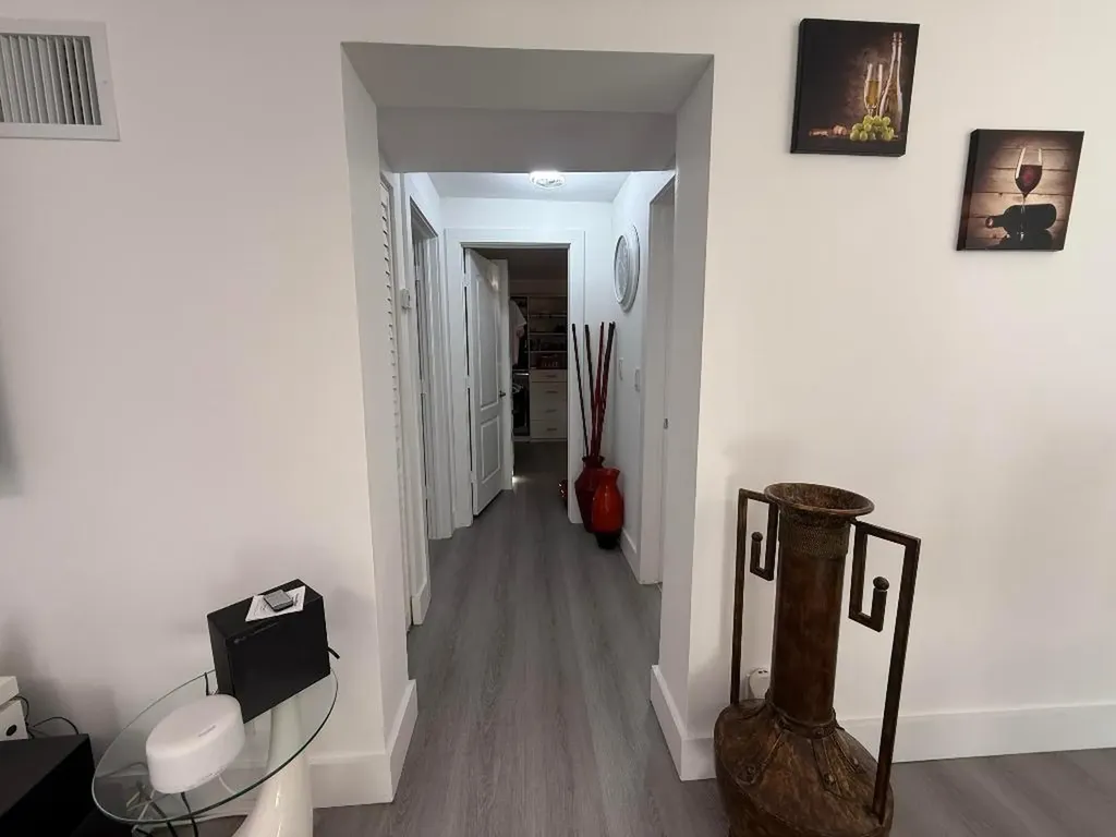 303 NW 28 Way Fort Lauderdale FL 33311