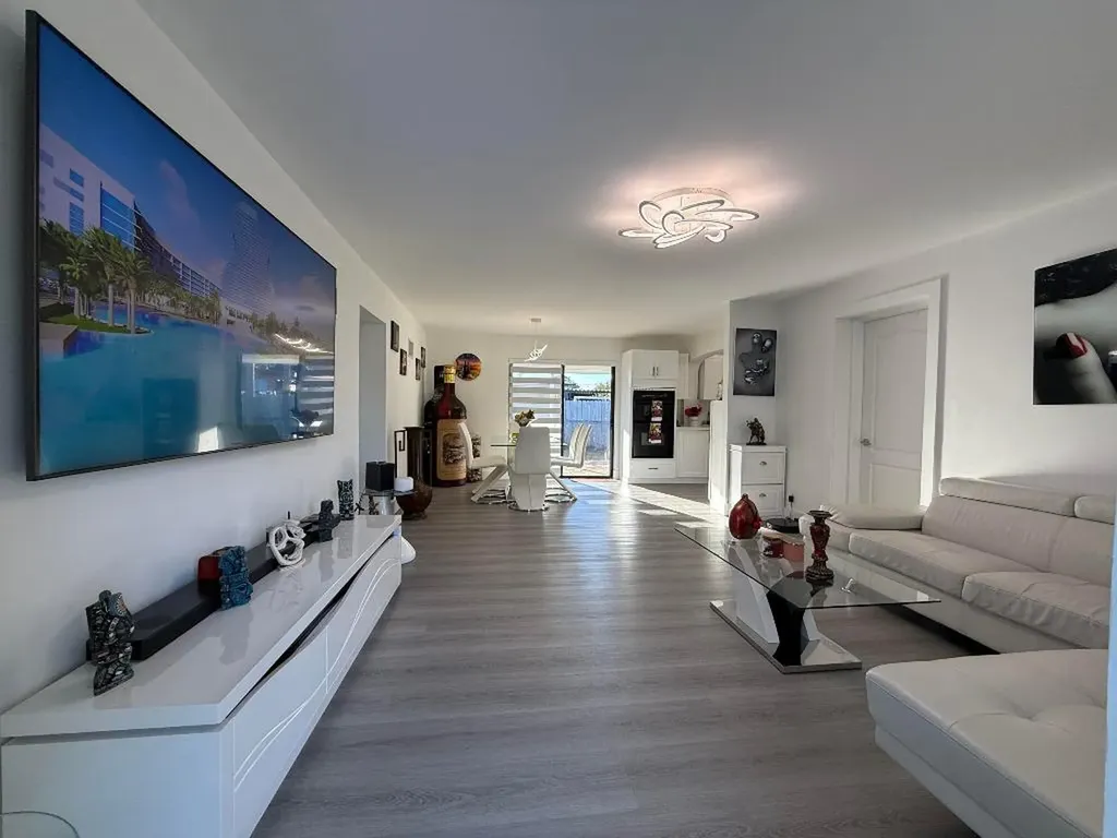 303 NW 28 Way Fort Lauderdale FL 33311