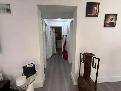 303 NW 28 Way Fort Lauderdale FL 33311