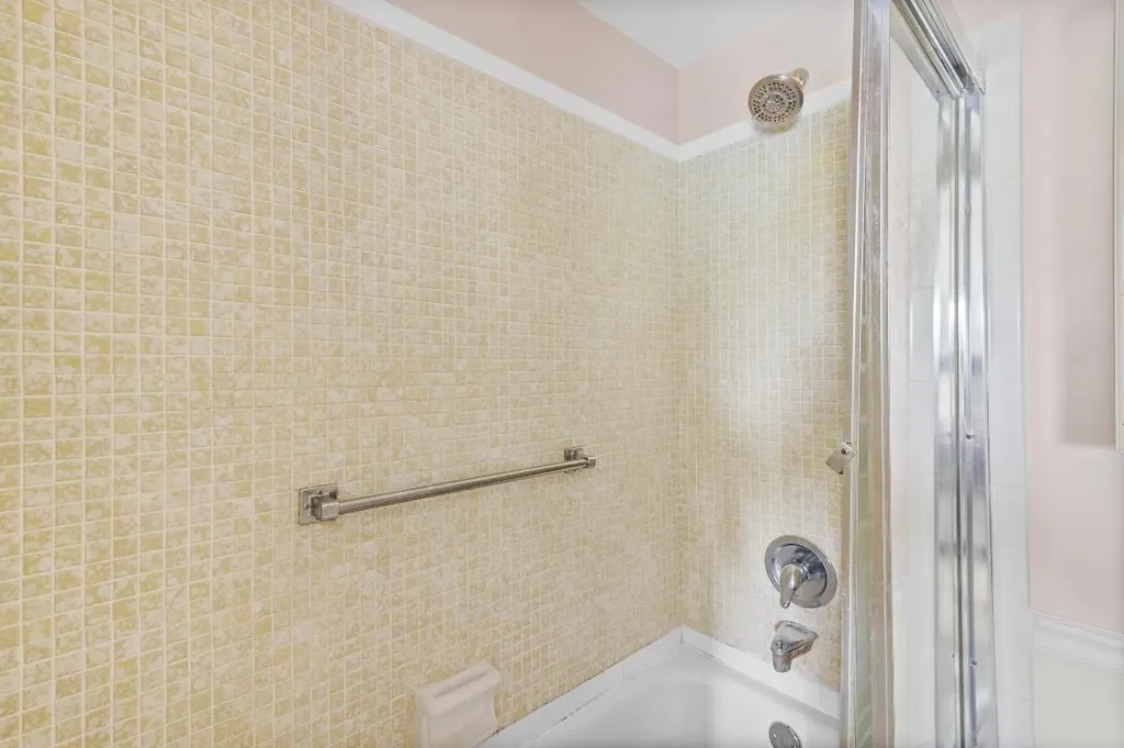 97 Oakridge H Deerfield Beach FL 33442