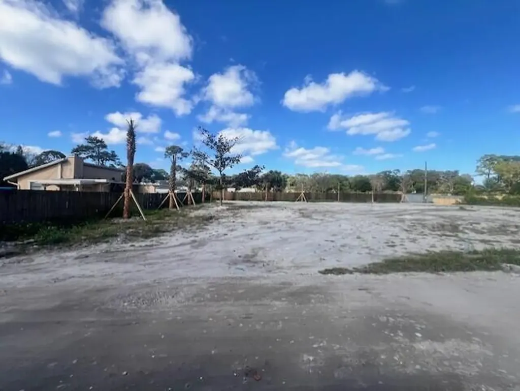 447 Tall Pines Road West Palm Beach FL 33415