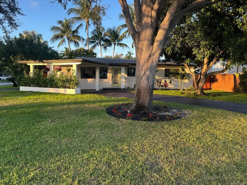 317 NE 28th Street Wilton Manors FL 33334