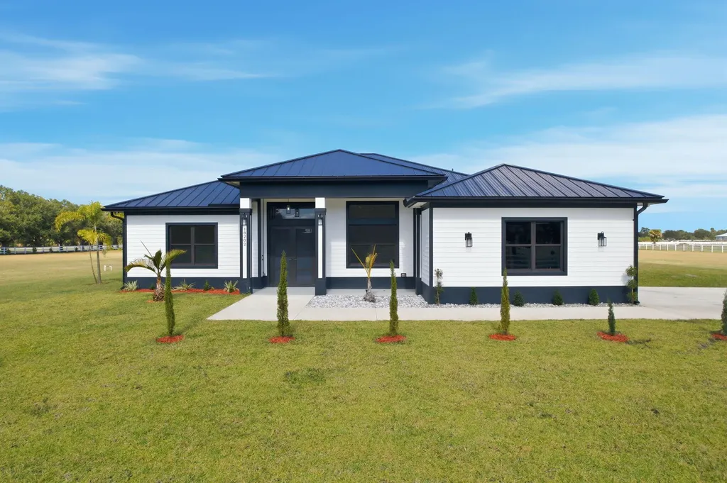 18202 Bridle Way Port St Lucie FL 34987
