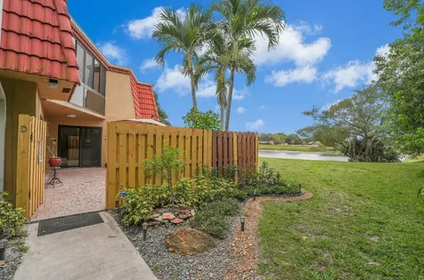 8400 Trent Court Boca Raton FL 33433