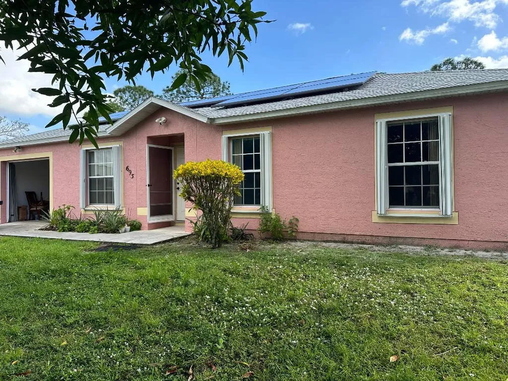 695 SW Heather Street Port St Lucie FL 34983