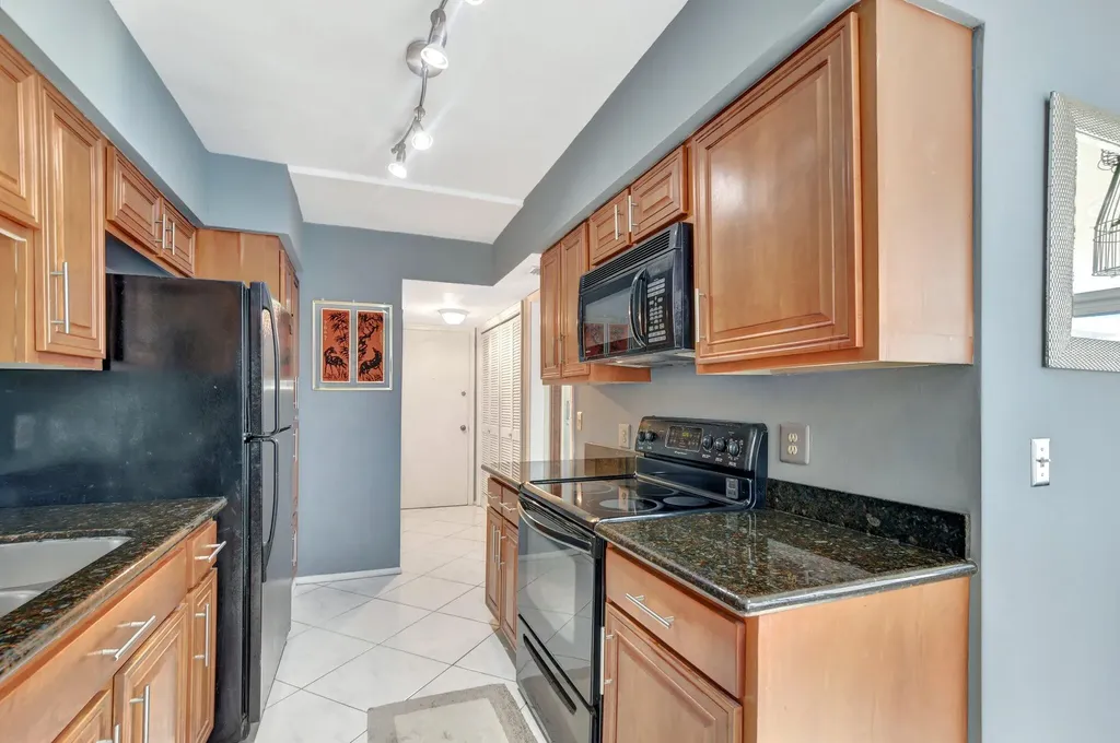 1180 S Ocean Boulevard Boca Raton FL 33432