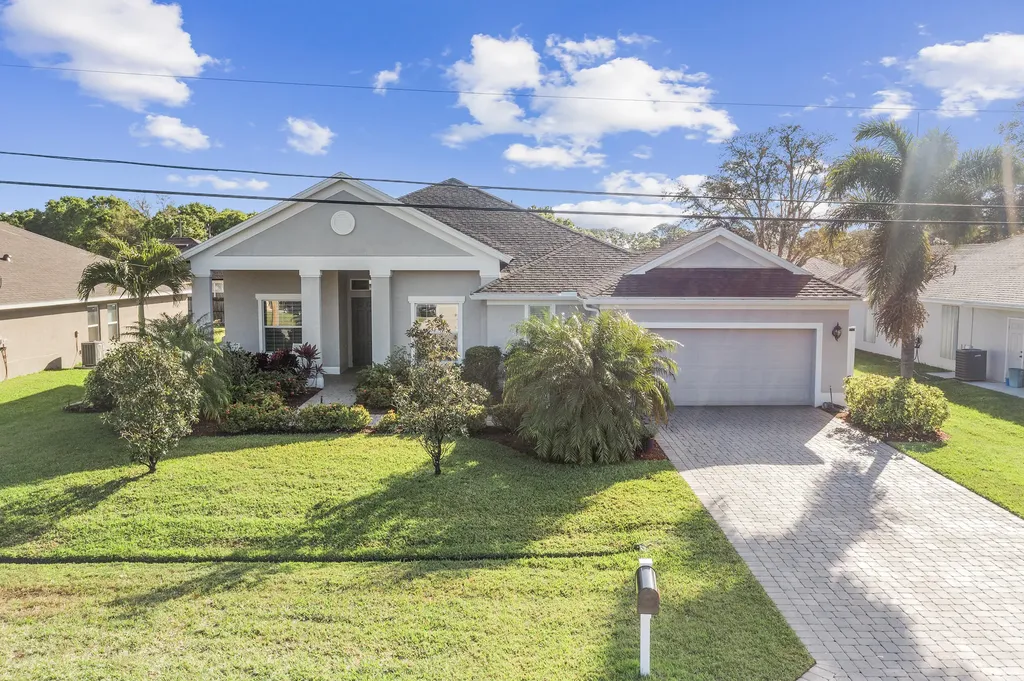 5367 NW Nassau Lane Port St Lucie FL 34983
