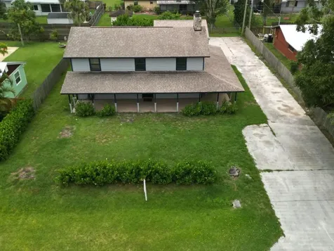8305 Pensacola Road Fort Pierce FL 34951