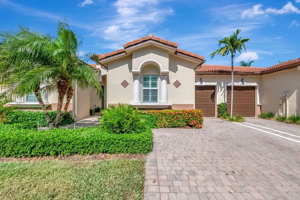 7811 Sondrio Way Delray Beach FL 33446