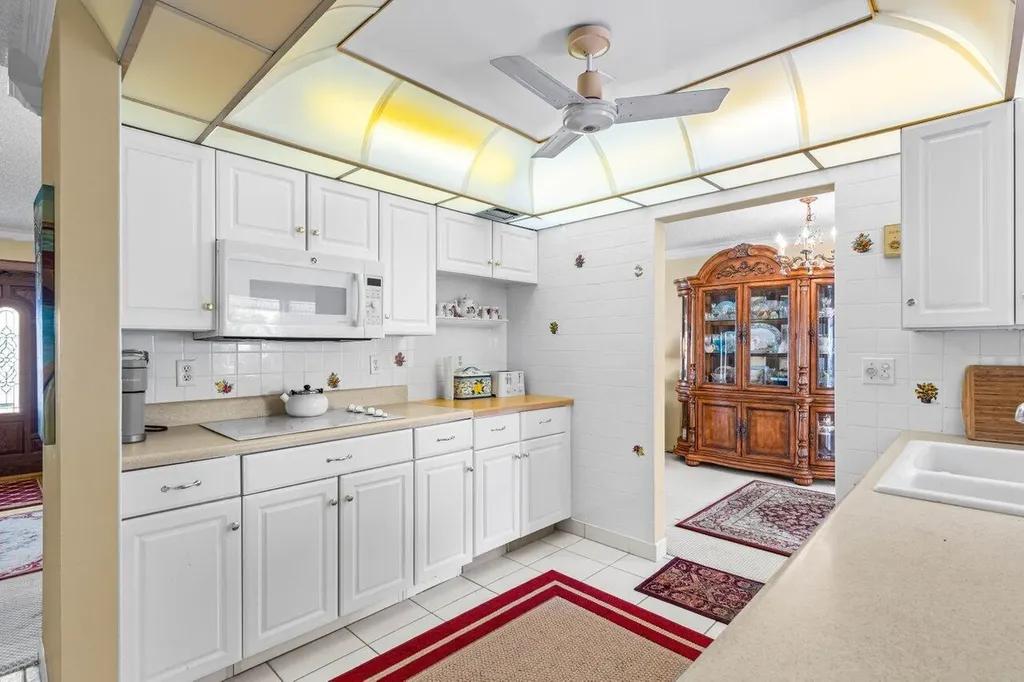 1802 SW 13th Avenue Boynton Beach FL 33426