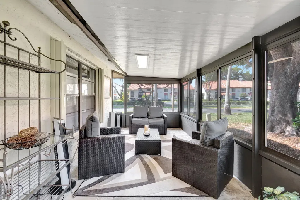 10927 Dolphin Palm Court Boynton Beach FL 33437