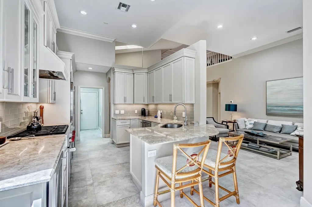 118 Monterey Pointe Drive Palm Beach Gardens FL 33418
