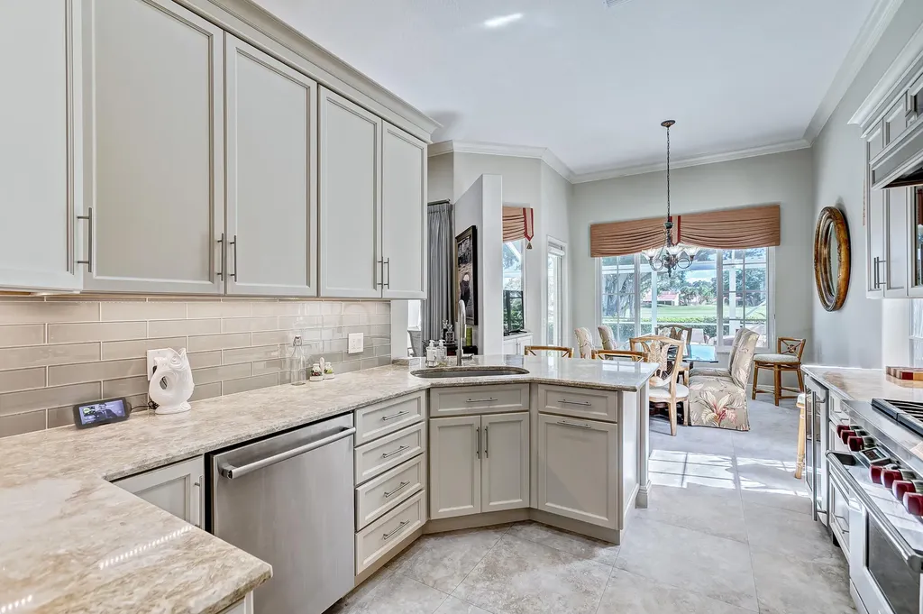 118 Monterey Pointe Drive Palm Beach Gardens FL 33418
