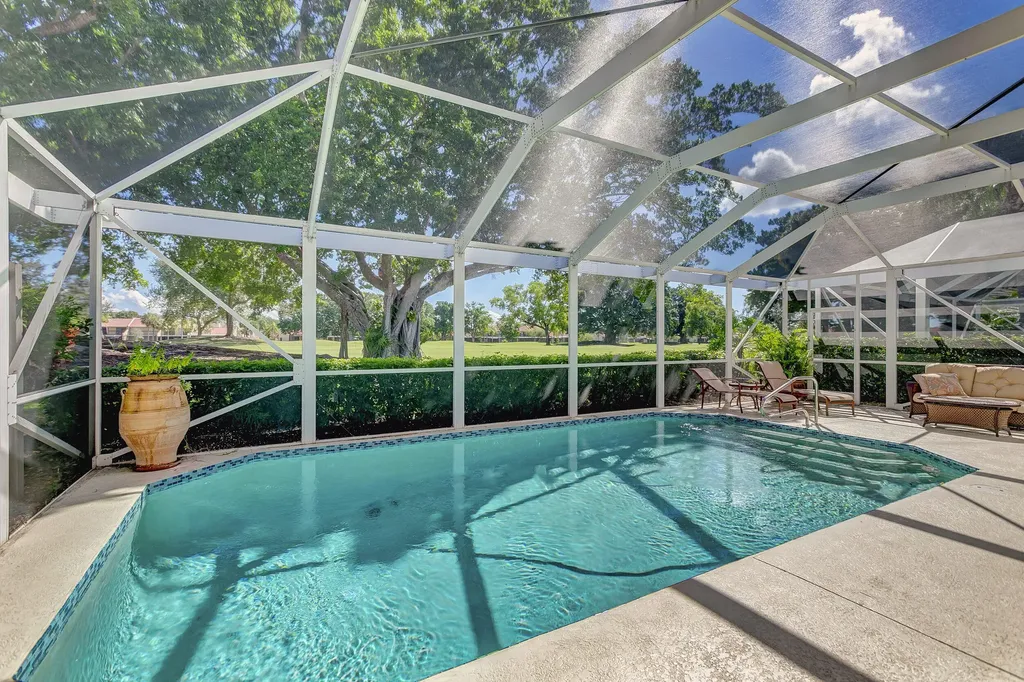 118 Monterey Pointe Drive Palm Beach Gardens FL 33418