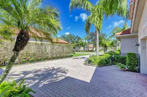 118 Monterey Pointe Drive Palm Beach Gardens FL 33418