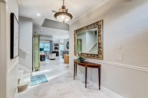 118 Monterey Pointe Drive Palm Beach Gardens FL 33418