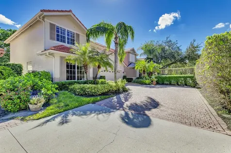 118 Monterey Pointe Drive Palm Beach Gardens FL 33418