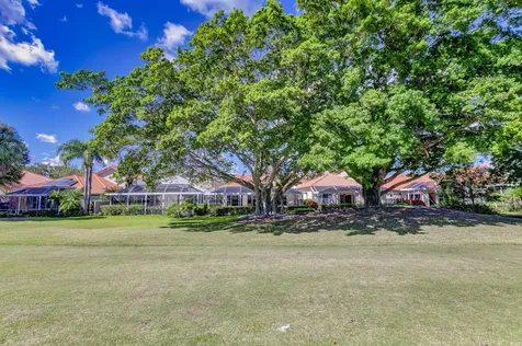 118 Monterey Pointe Drive Palm Beach Gardens FL 33418