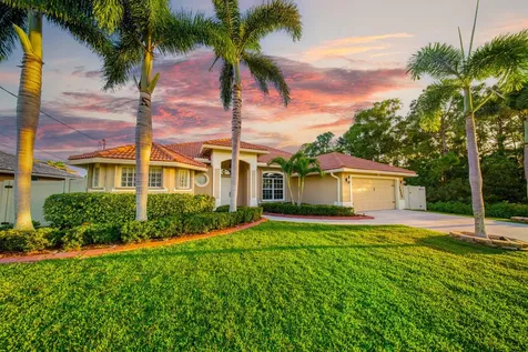 5522 NW Whitecap Road Port St Lucie FL 34986