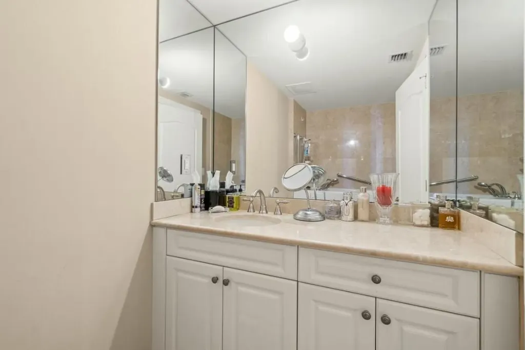 200 E Palmetto Park Road Boca Raton FL 33432