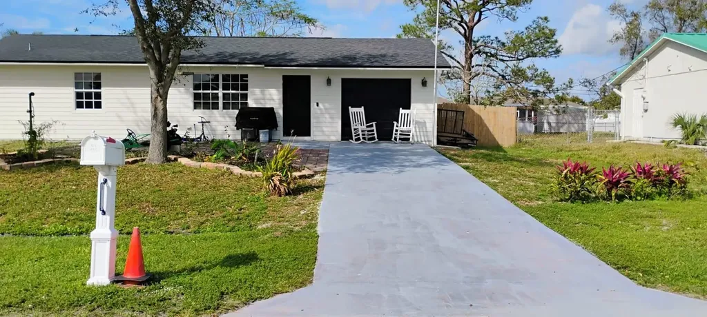 1562 SW Curry Street Port St Lucie FL 34983