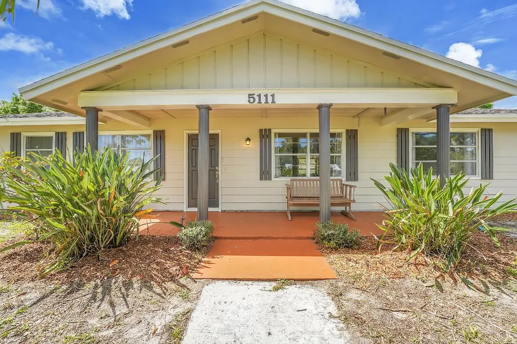5111 Palm Drive Fort Pierce FL 34982