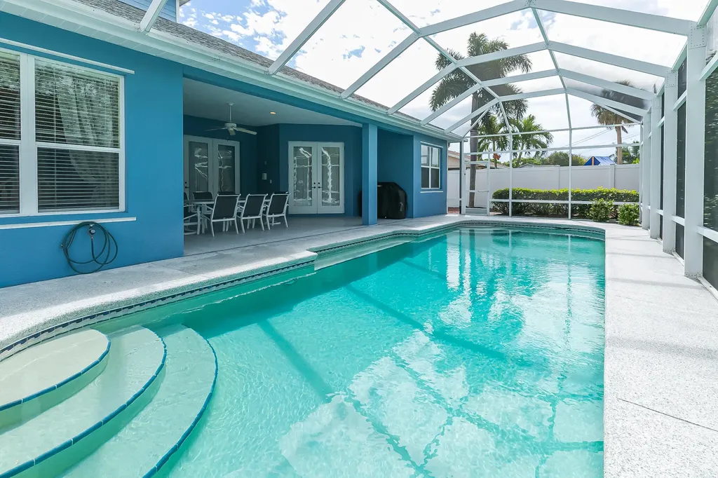 1902 SW Beekman Street Port St Lucie FL 34953