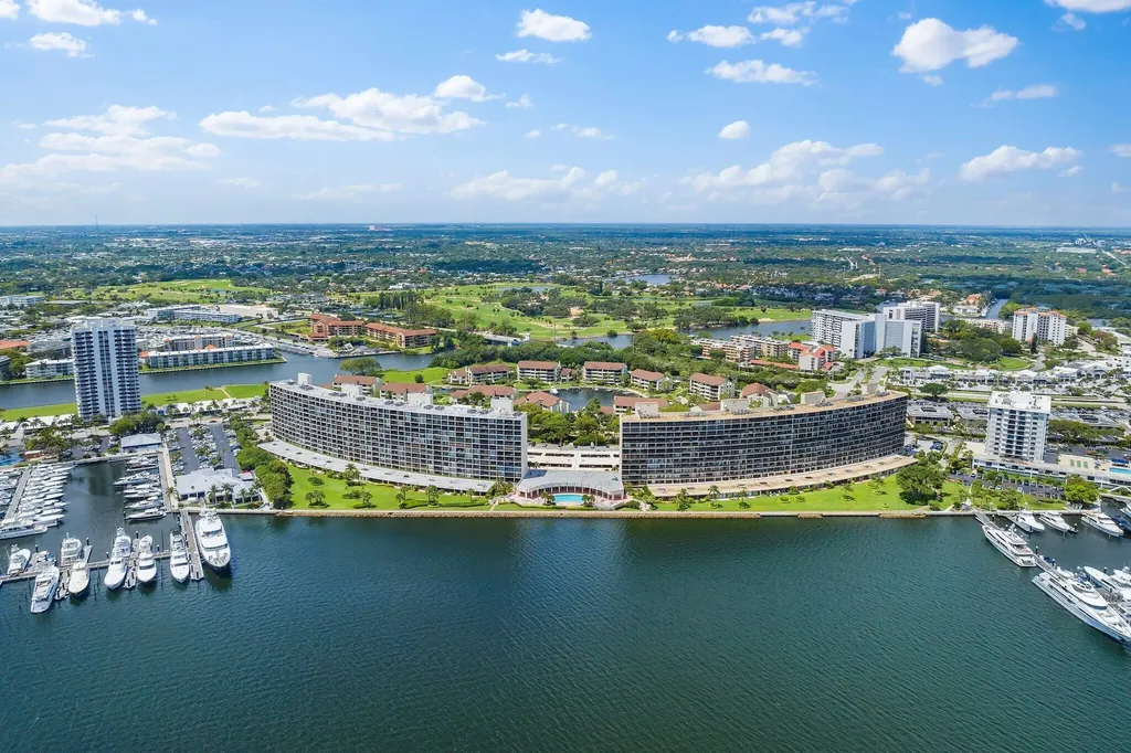 134 Lakeshore Drive North Palm Beach FL 33408