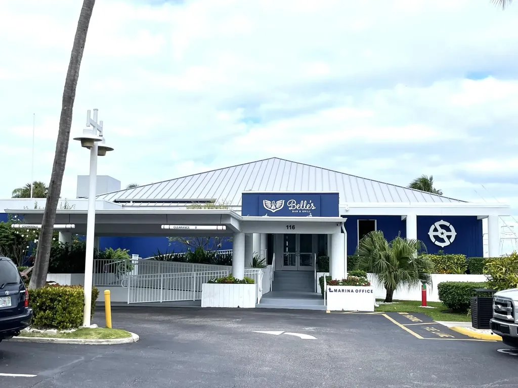 134 Lakeshore Drive North Palm Beach FL 33408
