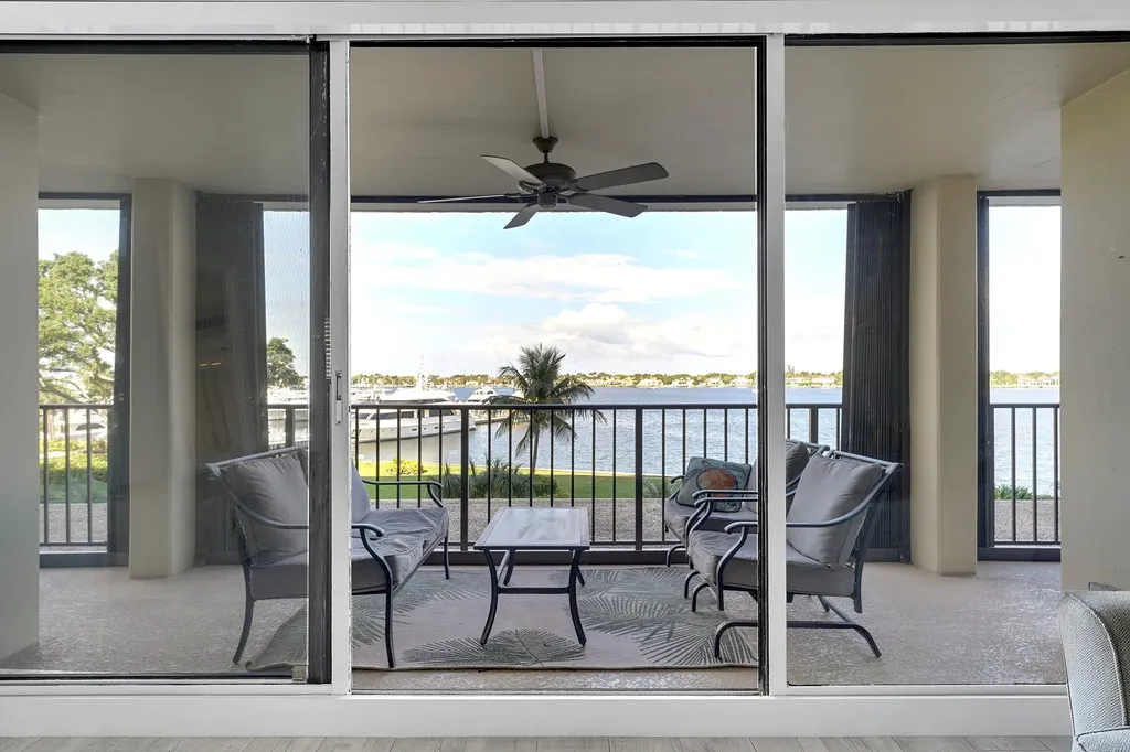 134 Lakeshore Drive North Palm Beach FL 33408