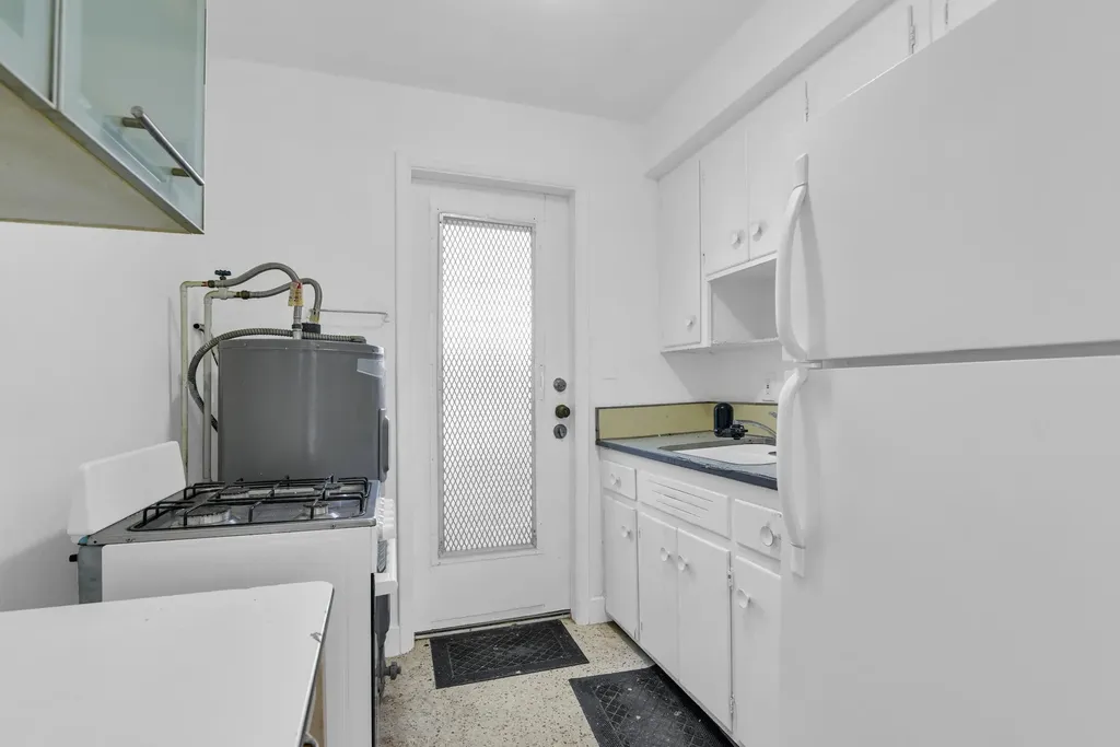 8430 Byron Avenue Miami Beach FL 33141