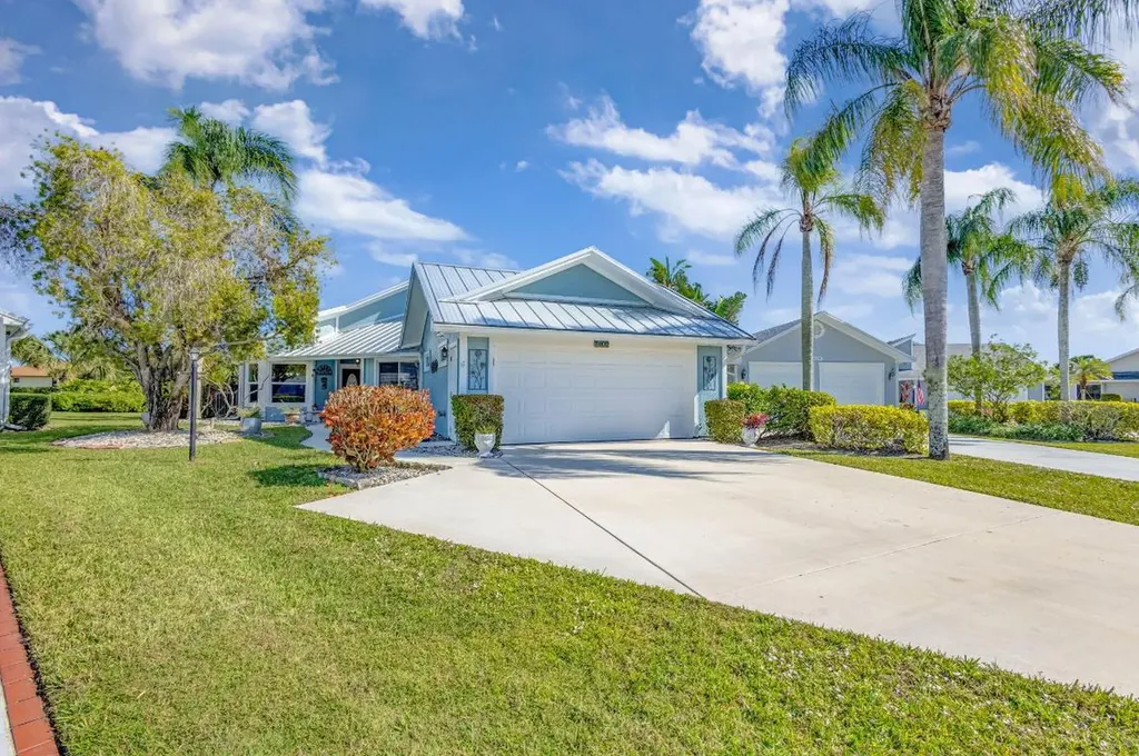 7102 SE Quincy Terrace Hobe Sound FL 33455
