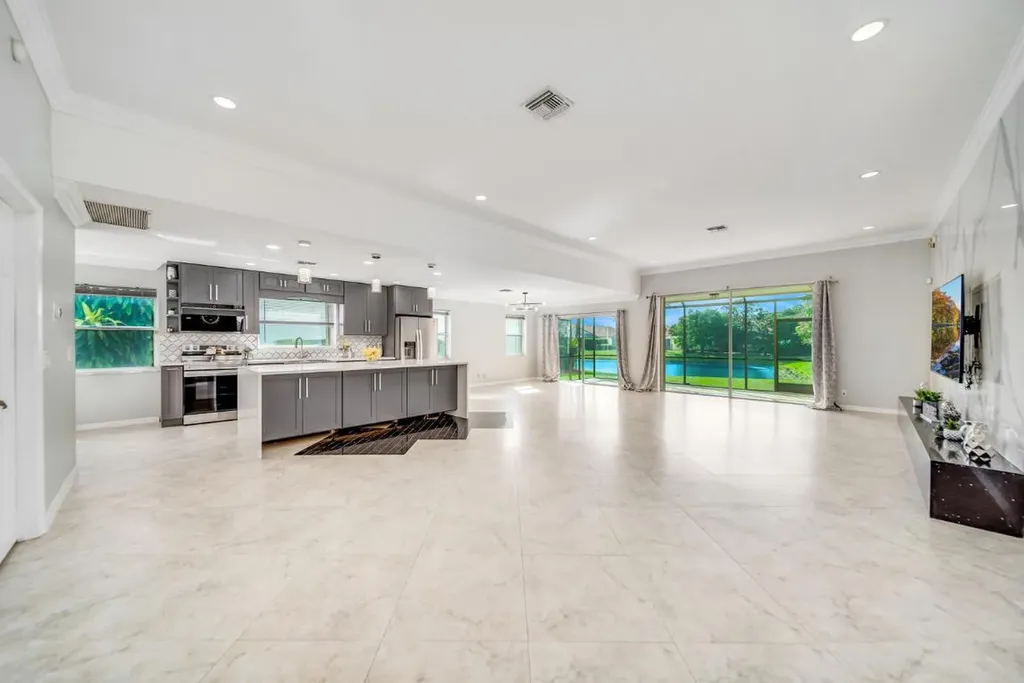 19871 Oslo Court Boca Raton FL 33434