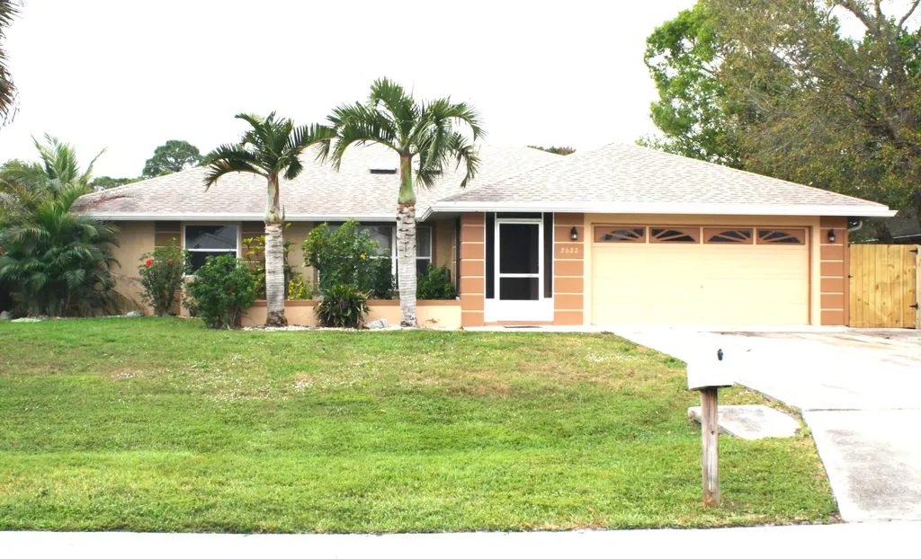 2622 SW Eastman Street Port St Lucie FL 34953