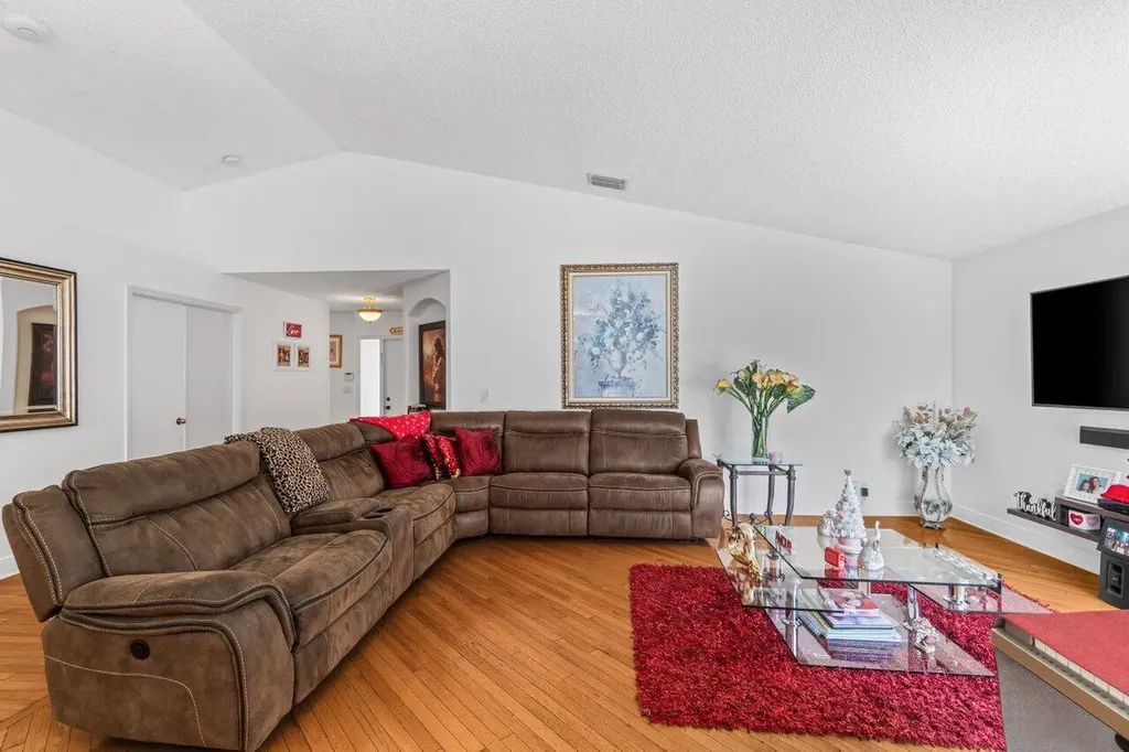 5169 Prairie Dunes Village Circle Lake Worth FL 33463