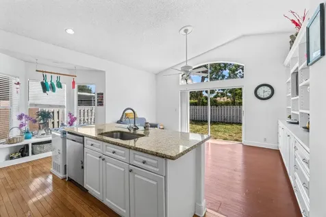 5169 Prairie Dunes Village Circle Lake Worth FL 33463
