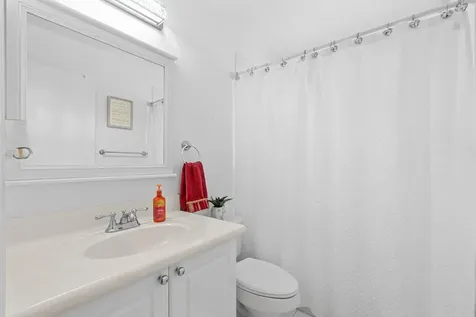 5169 Prairie Dunes Village Circle Lake Worth FL 33463