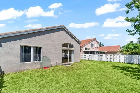 5169 Prairie Dunes Village Circle Lake Worth FL 33463