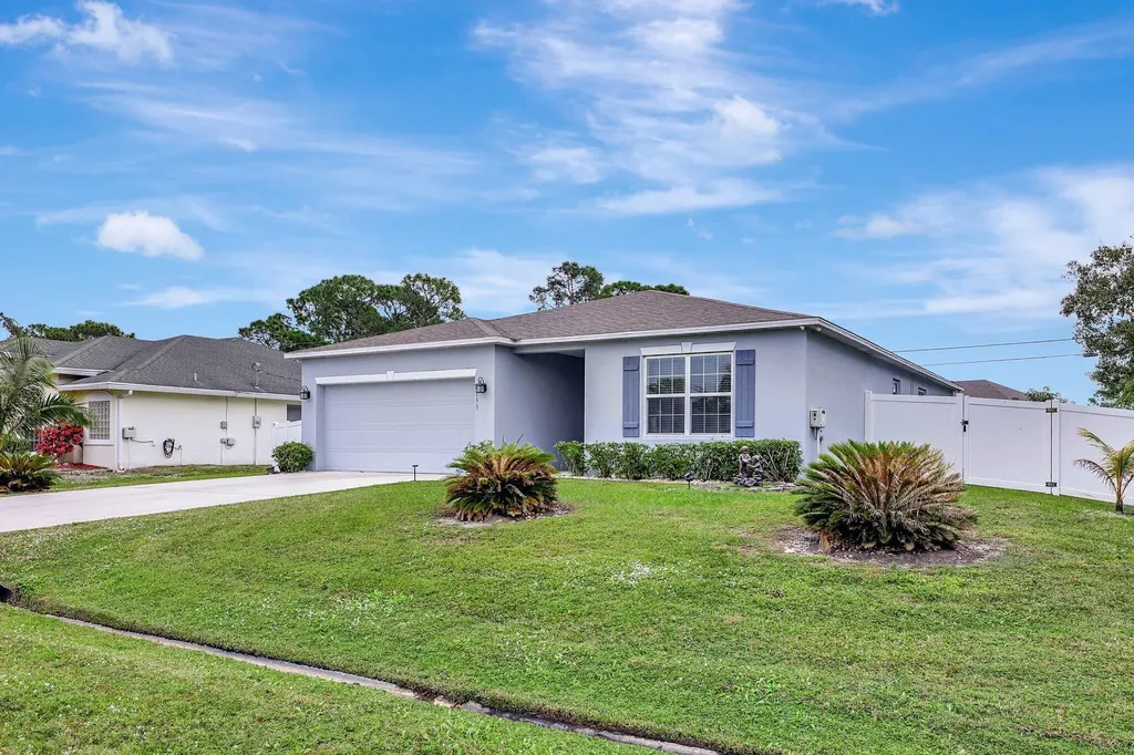 4133 SW Tuscol Street Port St Lucie FL 34953