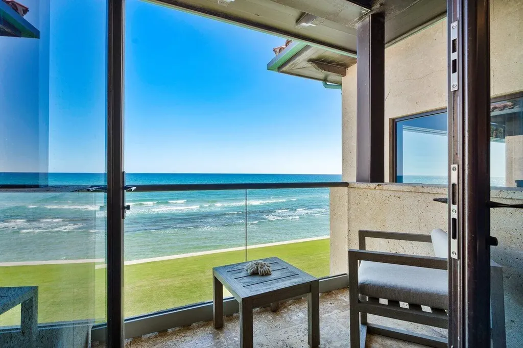 1370 S Ocean Boulevard Manalapan FL 33462
