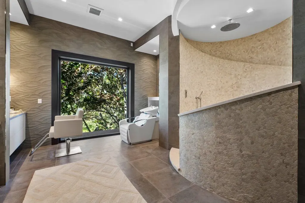 1370 S Ocean Boulevard Manalapan FL 33462